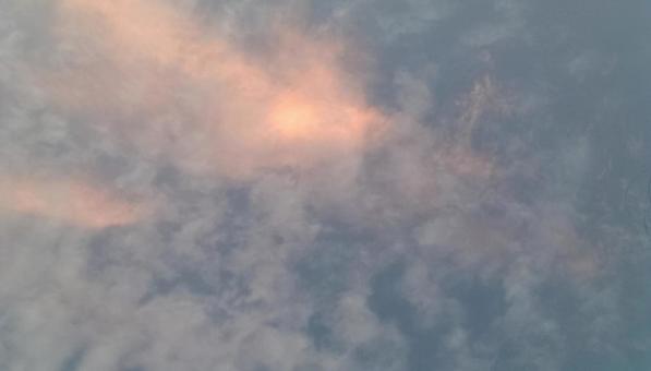 ピンク色の雲 ピンク,空,夕焼けの写真素材