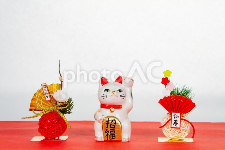 招き猫正月イメージ 正月,賀正,年賀状の写真素材
