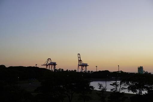 千葉みなとの夕暮れ 千葉みなとの夕暮れ 千葉みなと,夕景,日暮れの写真素材