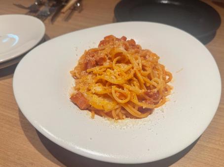 ベーコンとチーズのトマトパスタ ベーコンとチーズのトマトパスタ トマト,パスタ,スパゲッティの写真素材