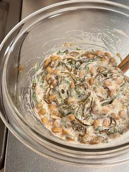 梅もずく納豆 ご飯,料理,おうちごはんの写真素材