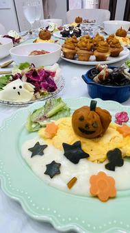 ハロウィンパーティーの家ごはん縦向き かぼちゃ,料理,ハロウィーンの写真素材