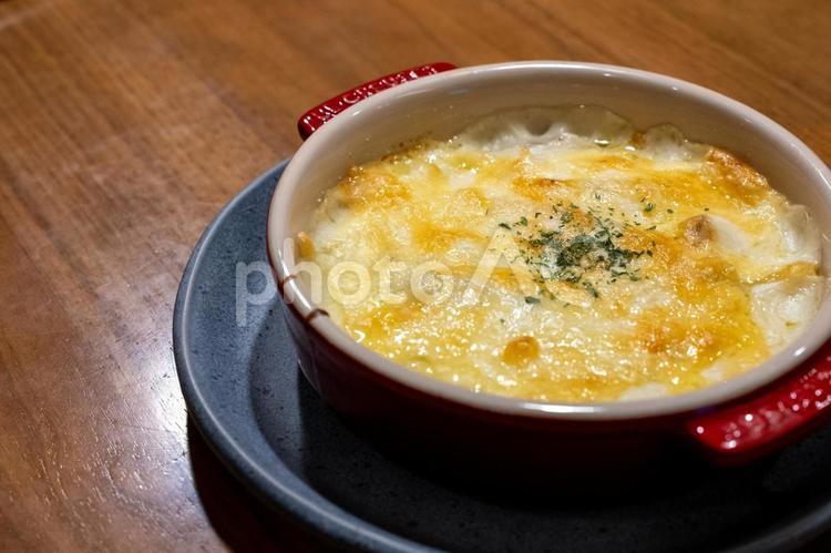 焦げ目のついたチーズの熱々のドリア 料理,食べ物,洋食の写真素材