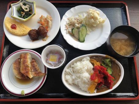 カレーライスセット カレーライスセットの写真