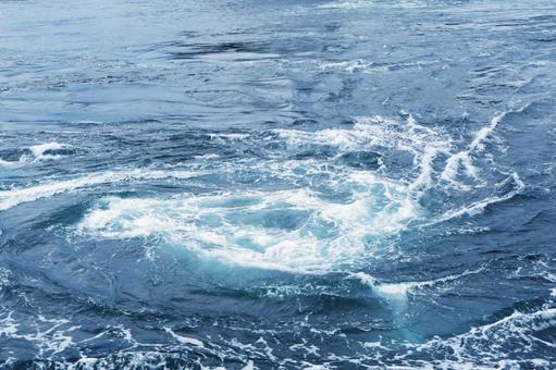 鳴門海峡の渦潮 渦潮,鳴門海峡,淡路島の写真素材