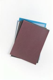 重なった色つきの紙 重なった色つきの紙 モックアップ,物撮り,紙の写真素材