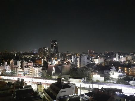 都会　高所より　百人町から池袋　深夜の駅 駅,深夜,線路の写真素材