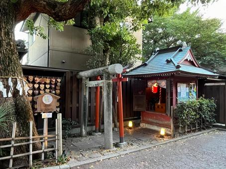 川越・稲荷小路の夏の夕景 川越・稲荷小路の夏の夕景 川越,稲荷小路,しあわせ稲荷の写真素材