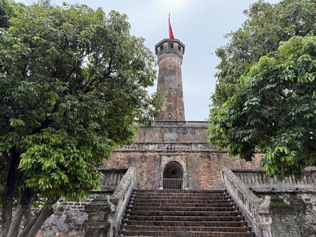 タンロン城跡の塔 タンロン城跡の塔 ベトナム,ハノイ,タンロン城跡の写真素材