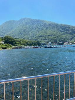 湖と山2 湖と山2の写真