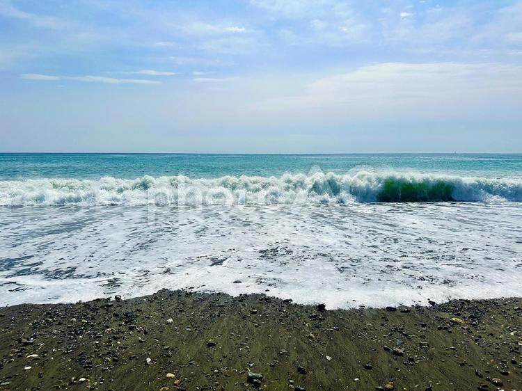 新宮市　王子ヶ浜　海　太平洋 波,波打ち際,御手洗の写真素材