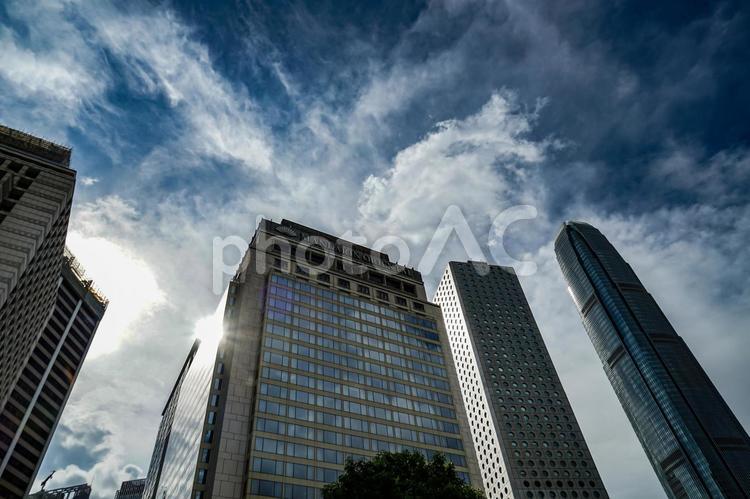 香港のビル群と曇天の空 香港,ビル群,オフィス街の写真素材