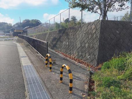 公園に向かう道 公園に向かう道の写真