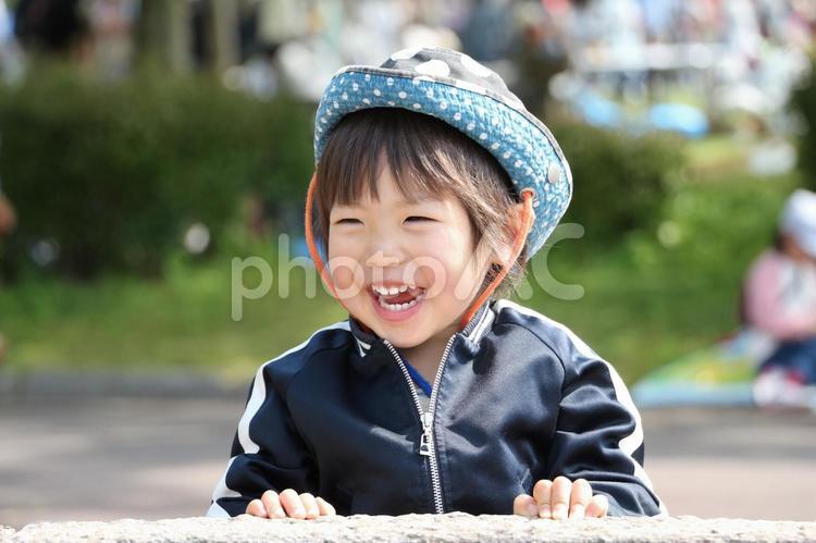 笑顔の男の子 子供,春,男の子の写真素材