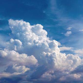 自然のアート:広大な青空と白い雲 自然のアート:広大な青空と白い雲の写真