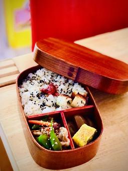 かわいい、ワッパお弁当箱 かわいい、ワッパお弁当箱 お弁当箱,わっぱ,シューマイの写真素材