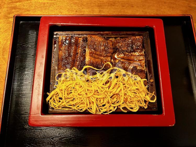柳川うなぎせいろ蒸し せいろ,錦糸卵,タレの写真素材