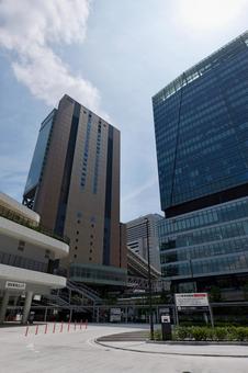 大阪駅のビル群 大阪駅のビル群の写真