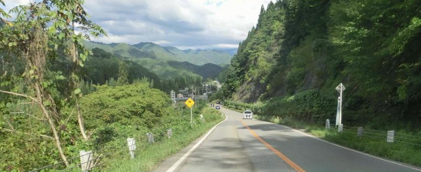 山道の景色-2 山道の景色-2の写真