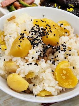 栗ご飯 栗ご飯 栗ご飯,主食,季節の写真素材