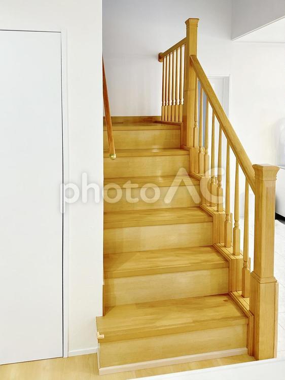 住宅　階段　木製階段 階段,住宅,木製階段の写真素材