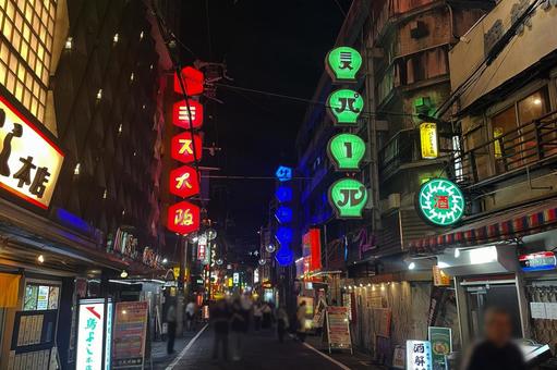 中橋筋線 南向B 2_79夜 キャバレー,商店街,夜の写真素材