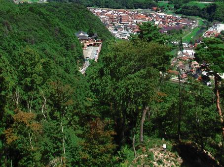 島根県-津和野城跡-太鼓谷稲成神社の写真