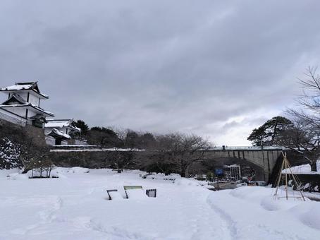 金沢城石川門 冬,雪,石川県の写真素材