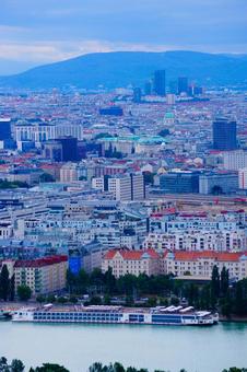 ウィーンのオフィス街(オーストリア) ウィーンのオフィス街(オーストリア) ウィーン,オーストリア,高層ビルの写真素材