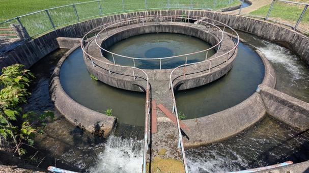 円筒分水工の素材写真 円筒分水工,分水工,吉田の円筒分水工の写真素材