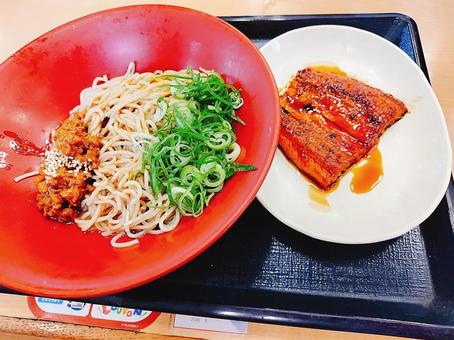 そばとうなぎの定食 そば,うなぎ,定食の写真素材