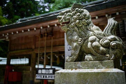 Guardian lion statues on the summit of Mount Kongo, guardian dog, a shrine, mt. kuzuki, JPG