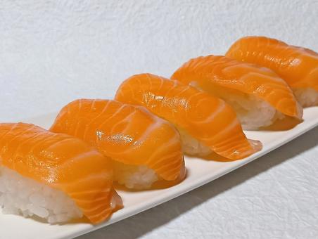 サーモン　握り寿司 サーモン,握り寿司,日本料理の写真素材
