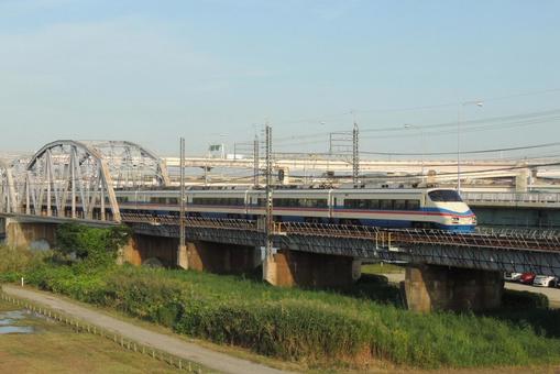 京成AE型 シティーライナー 荒川鉄橋 京成AE型 シティーライナー 荒川鉄橋の写真