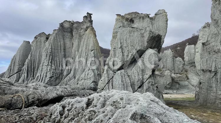 仏が浦 奇岩,岩,空の写真素材