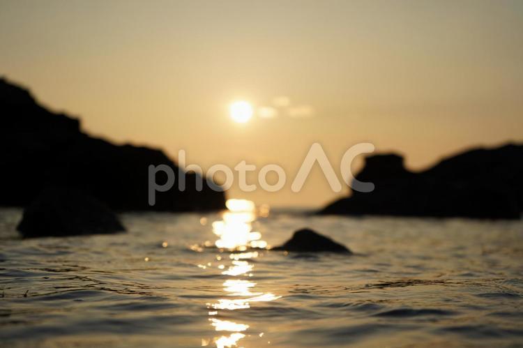 夕暮れの海 海,夕暮れ,夕焼けの写真素材