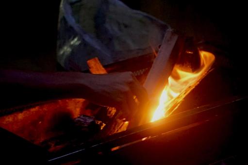 Fire starting, JPG Fire starting, JPG
