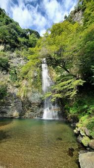 青空と虹と滝 行楽 お出かけ 自然 観光 青空と虹と滝 行楽 お出かけ 自然 観光 滝,虹,青空の写真素材