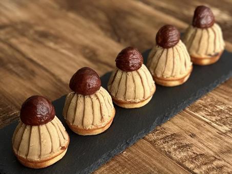 モンブラン モンブラン,栗,マロンケーキの写真素材