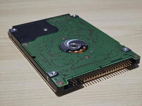 小型内臓ハードディスク(HDD)基盤 小型内臓ハードディスク(HDD)基盤の写真
