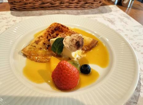 クレープシュゼットの写真