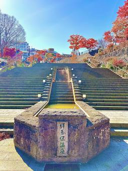 伊香保温泉の階段の写真素材 伊香保温泉,階段,紅葉の写真素材