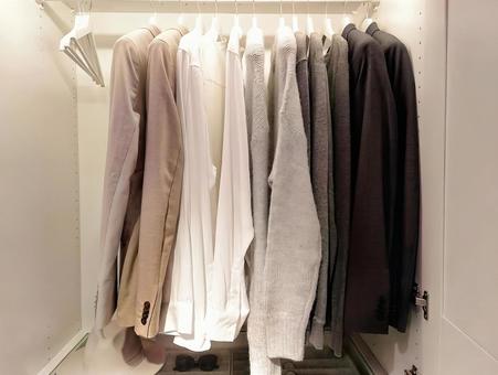 クロ-ゼット 男性用の服 3 クロ-ゼット 男性用の服 3 クローゼット,収納,洋服の写真素材
