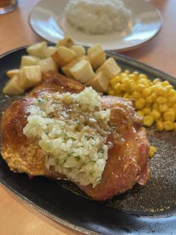 ランチ チキングリルとライス② ランチ チキングリルとライス②の写真