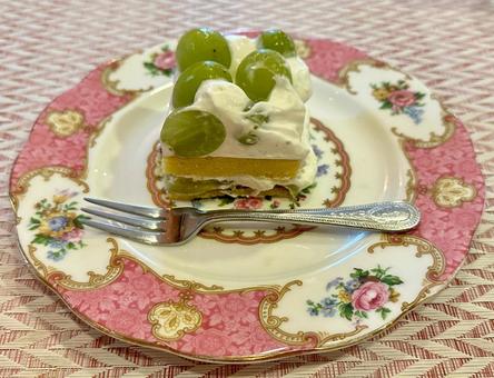 マスカットケーキ マスカットケーキ ケーキ,マスカットケーキ,マスカットの写真素材