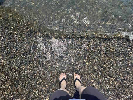 水遊び 水遊び 琵琶湖,海,水遊びの写真素材