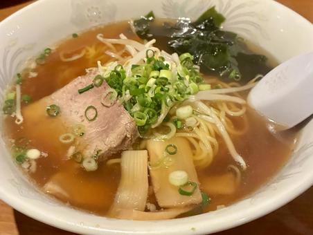 しょうゆラーメン ラーメン,しょうゆラーメン,醤油ラーメンの写真素材