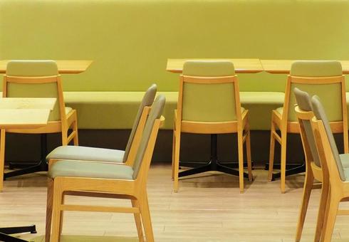 ファミレスでランチ テーブルと椅子の風景 ファミレスでランチ テーブルと椅子の風景 ファミレス,ファミリーレストラン,レストランの写真素材