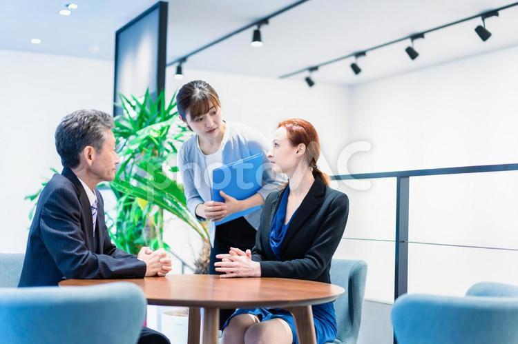 通訳と秘書 人材,言語,コネクションの写真素材