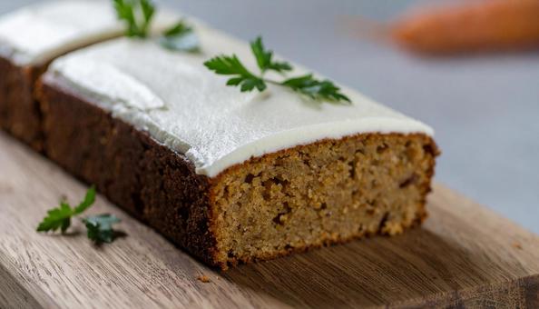 美味しいチーズがかかった手作り人参ケーキ 美味しいチーズがかかった手作り人参ケーキの写真